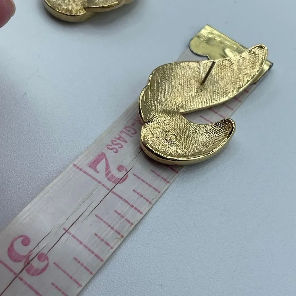 Vintage Avon textured swirl textured big bold pierced earrings